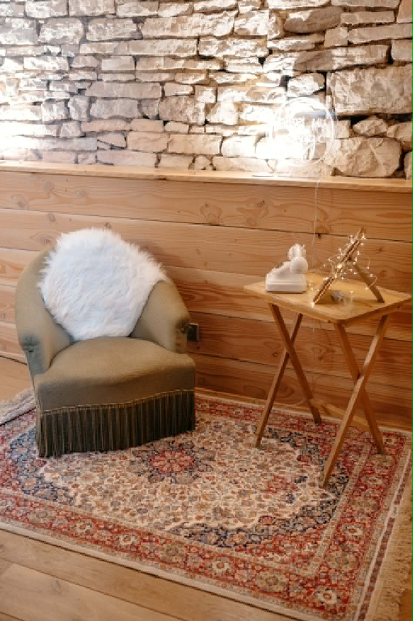 Téléphone vintage en décoration de table pour mariage en Bourgogne